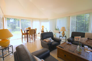  Propriété/château à vendre 14 pièces 800 m²