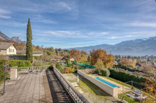  Propri�t�/ch�teau � vendre 6 pi�ces 230 m�