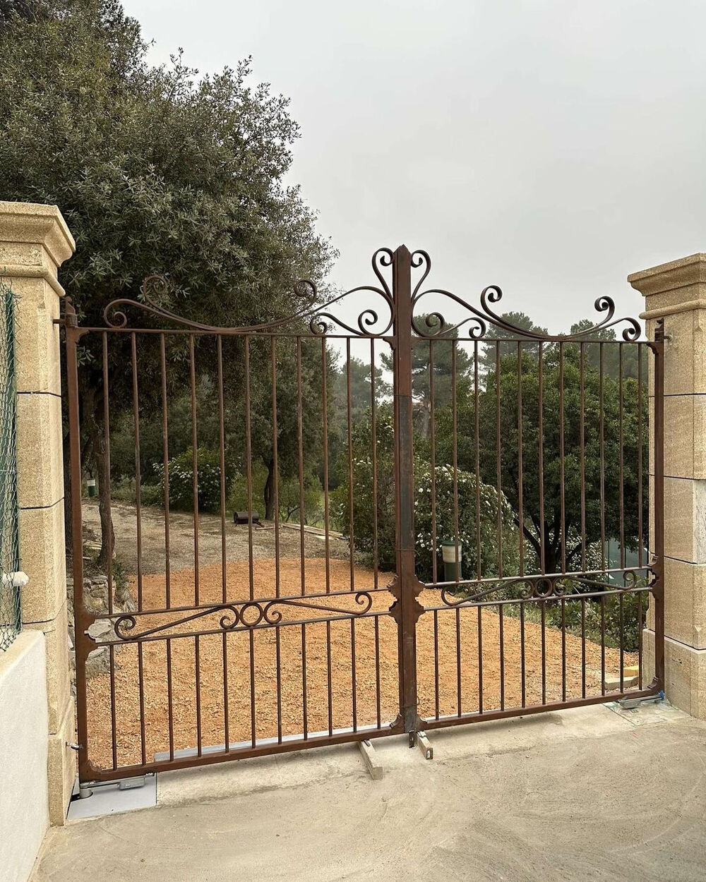à vendre  Propriété/château Saint-Rémy-de-Provence (13210)