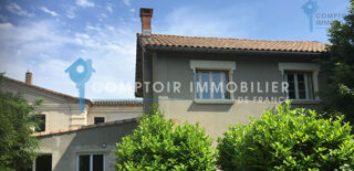  Maison  vendre 6 pices 180 m