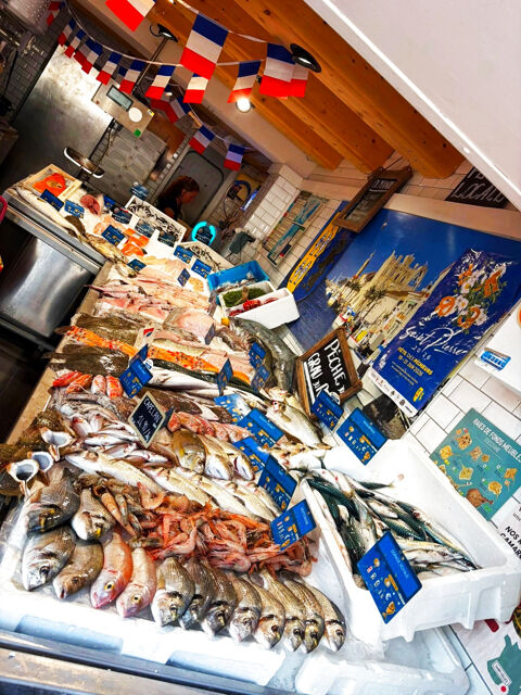 Rare opportunit&eacute;   Fonds de commerce de poissonnerie historique au Grau-du-Roi 185000 30240 Le grau du roi