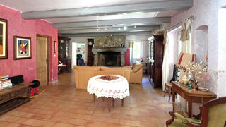  Maison � vendre 9 pi�ces 220 m�