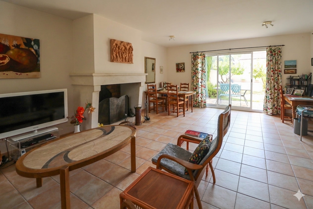 Vente Maison ENTRE UZES, NIMES ET AVIGNON : Villa récente P4 avec piscine et jardin Castillon du gard