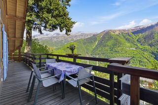 Chalet à vendre 7 pièces 166 m²