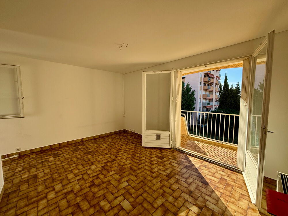 APPARTEMENT A NIMES