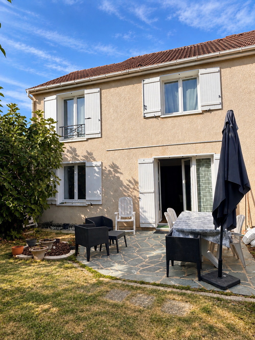 Dept (91) - A Vendre à Villabé - PAVILLON 97 m2 dans un environnement calme