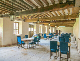  Propri�t�/ch�teau � vendre 15 + pi�ces 2863 m�