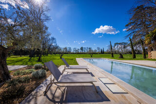  Propri�t�/ch�teau � vendre 11 pi�ces 320 m�