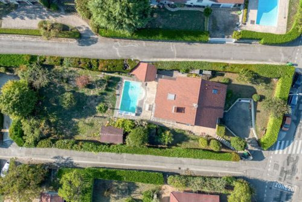 Vente Maison Isère (38) St Ismier  - Maison - T7 - 136 m2 avec garage de 90m2  sur Terrain de 1309 m2 St ismier