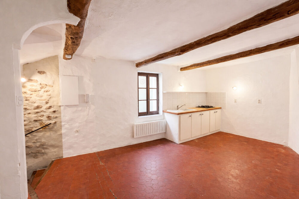 Villa de 117m2 avec grand cour et balcon à acheter 199000 € à Apt