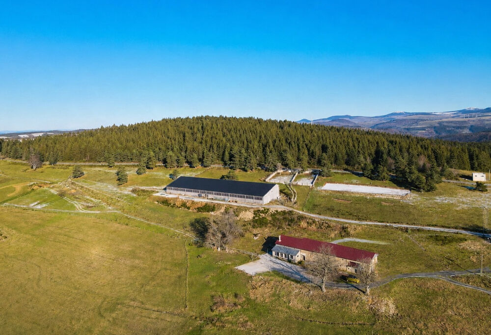 Maison 10 pièces 280 m² · à Mazan L Abbaye · 280 m² · 595 000 €