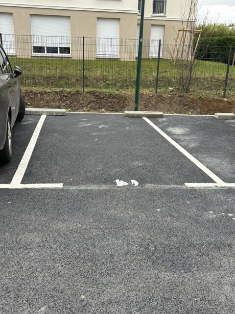  Parking / Garage � louer 