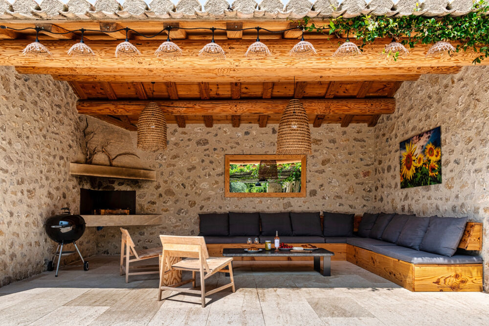   DPT(13) MAS PROVENCAL  AVEC PISCINE EN LOCATION SAISONNIERE Provence-Alpes-Côte d'Azur, Maussane-les-Alpilles (13520)