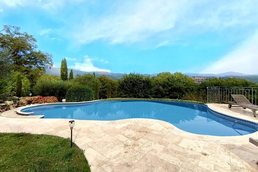 DPT(83) A vendre propriété de prestige sur le haut var