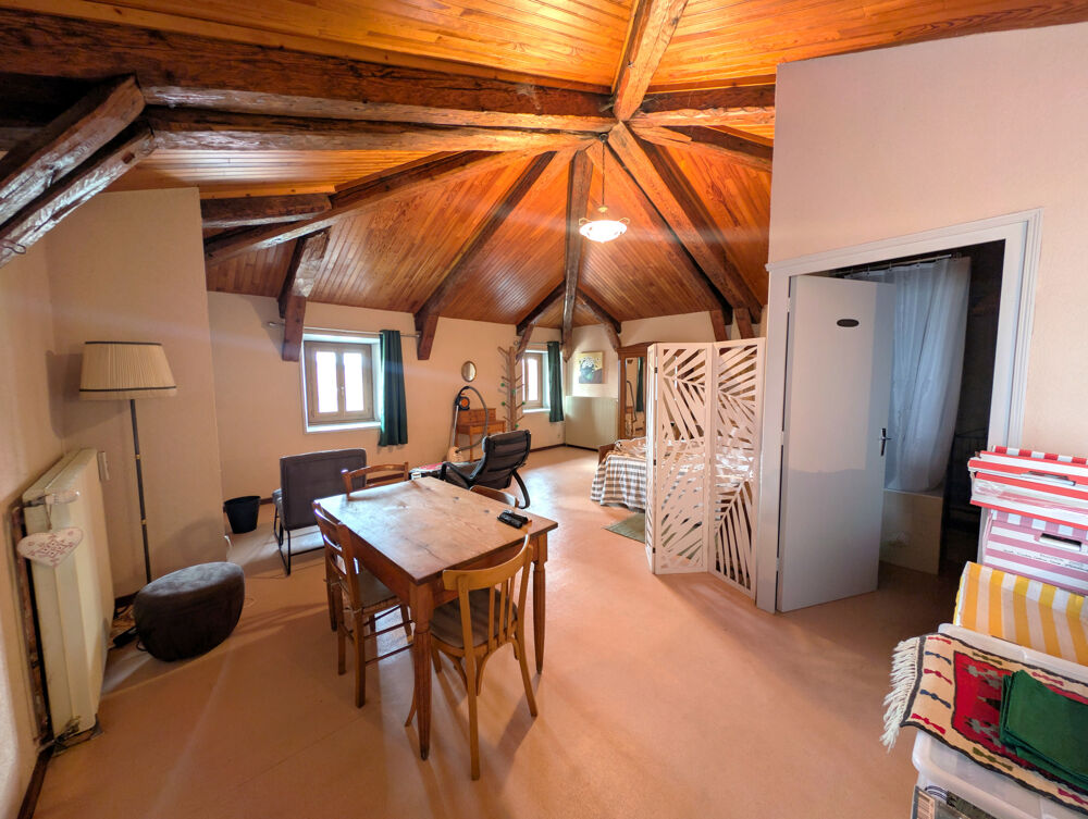 Dépt. 07 - A VENDRE à COUCOURON - Maison de village de 110 m2 - Terrain de 180 m2