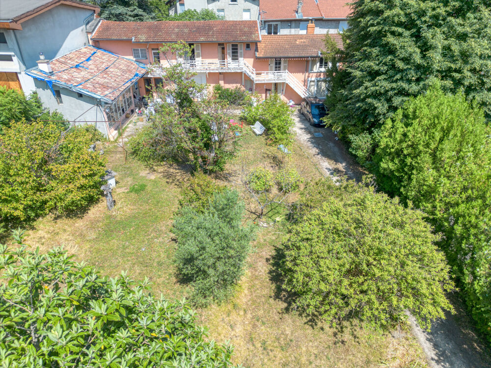 Isère (38) La Tronche -Maison Atypique 220 m2 sur terrain arboré de 1240 m2