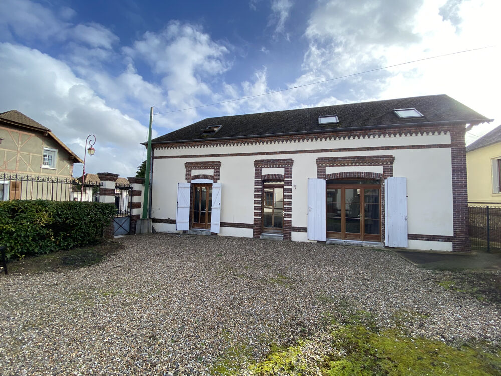 DUPLEX 33 m2 + place de Parking en HYPER CENTRE ÉZY-SUR-EURE