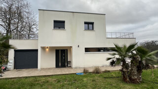  Maison  vendre 7 pices 180 m