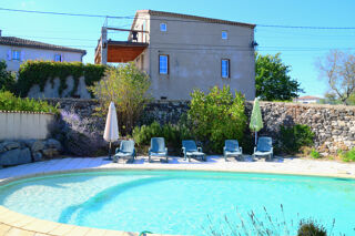 Maison 15 pièces 530 m² · à Lavilledieu · 530 m² · 682 500 €