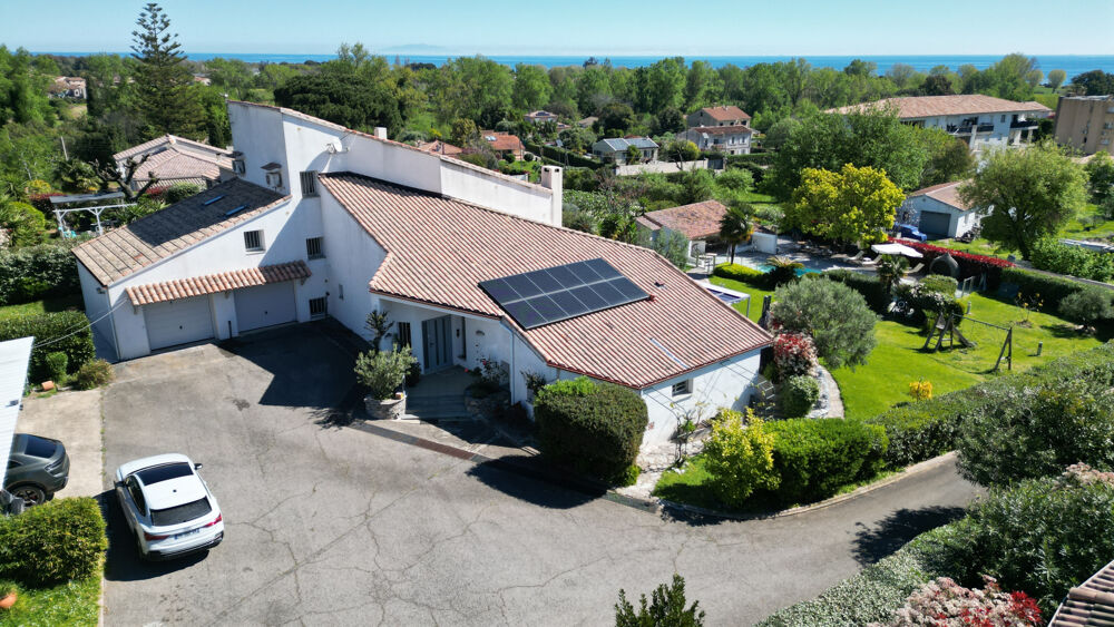 Vente Maison VILLA T6 de 262 m2 avec piscine à Moriani Plage San nicolao