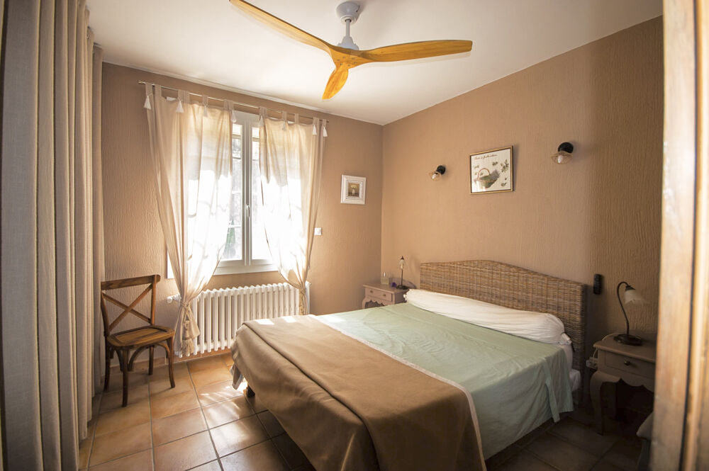 Vente Maison Belle maison de ville familiale avec jardin et garage Vauvert
