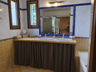  Propri�t�/ch�teau � vendre 6 pi�ces 145 m�