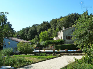  Propri�t�/ch�teau � vendre 9 pi�ces 306 m�