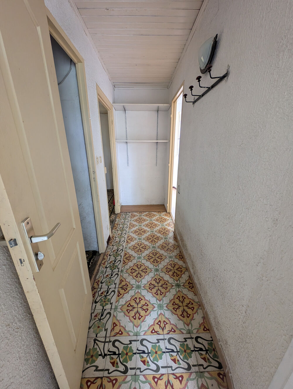 Dépt. 07 - A VENDRE Secteur AUBENAS - MAISON de 147 m2 -Parcelle de 320 m2