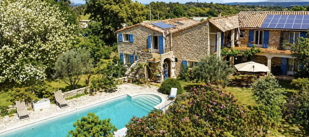 SECTEUR QUISSAC : Propriété comprenant 1 habitation principale et 3 gîtes avec piscine