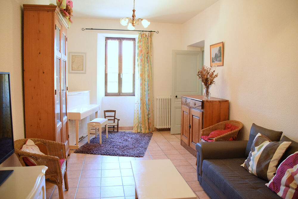 Dépt. 07 - A VENDRE Secteur COUCOURON - Maison de maître de 160 m2 - Parcelles de 1.330 m2