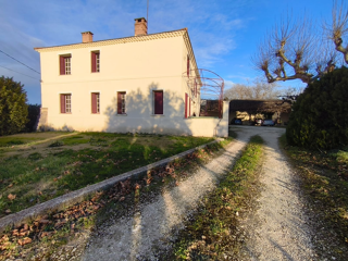  Propriété/château à vendre 8 pièces 159 m²