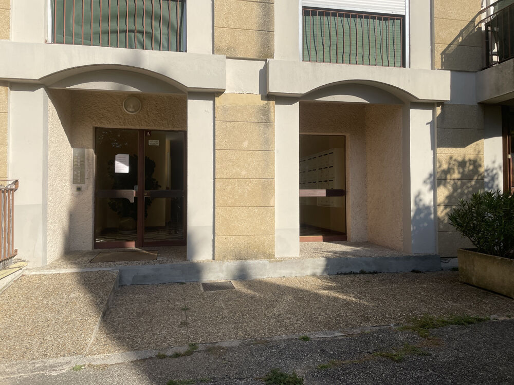 Appartement avec balcons en résidence
