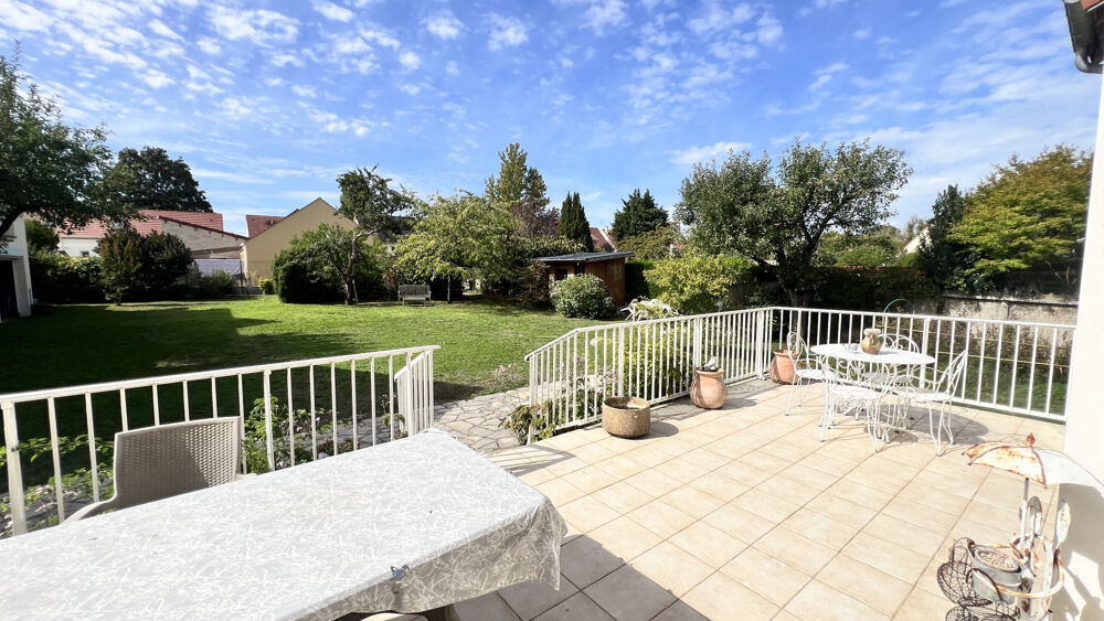 Propriété avec maison 260m2 et dépendance aménageable