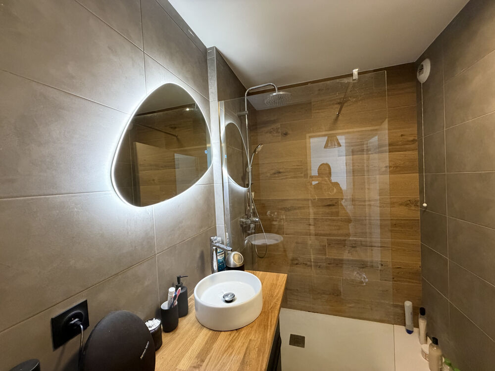 Vente Appartement A VENDRE NÎMES Appartement 2 pièces de 41 m2 vendu meublé, place de parking privative Nimes