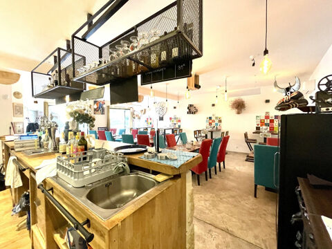 A vendre Aigues Vives Gard 30 Restaurant fonds de commerce rénové en 2019 de 255 m2 avec terrasse. 190000 30670 Aigues vives