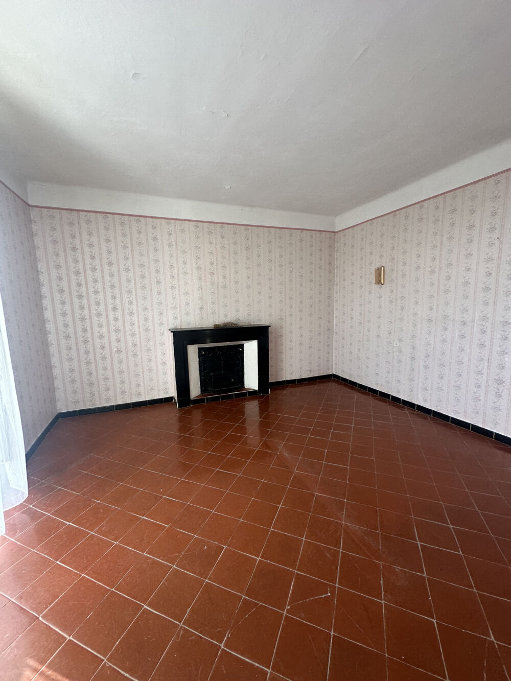 Vente Maison ALES CHANTILLY MAISON TYPE MAS 5 PIECES SUR 469 GARAGE ET DEPENDANCE Ales