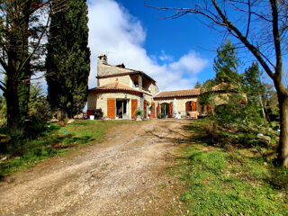  Maison � vendre 5 pi�ces 196 m�