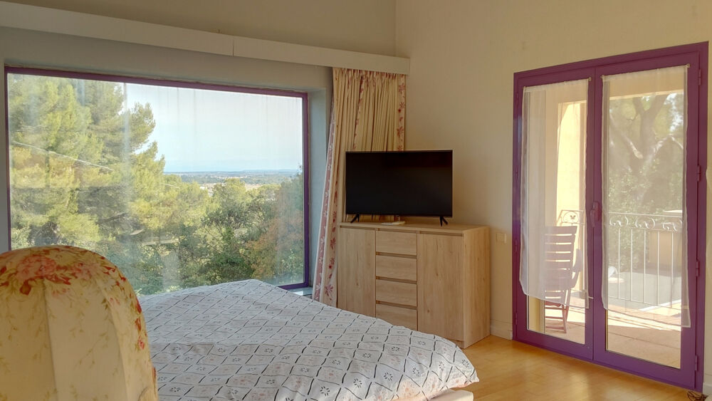  vendre  Proprit/chteau Nmes (30000)