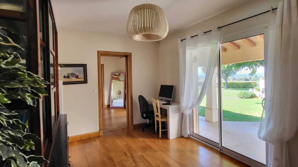 DPT GARD (30), à vendre, UZES proche, maison individuelle type 7, 203m2 habitables, 5 chambres, piscine, garag