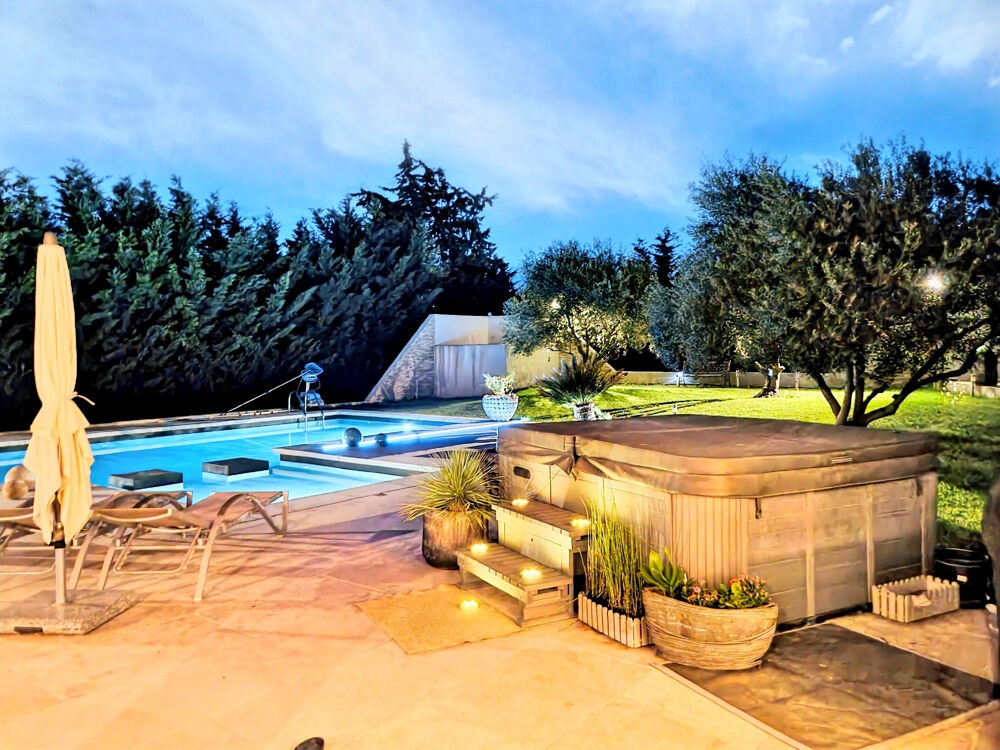   Superbe Maison avec Piscine  Pernes-les-Fontaines   Idale pour des Vacances Inoubliables ! Provence-Alpes-Cte d'Azur, Pernes-les-Fontaines (84210)