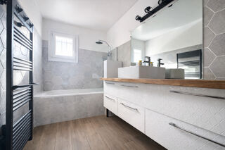  Maison � vendre 4 pi�ces 82 m�