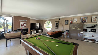  Maison � vendre 6 pi�ces 258 m�