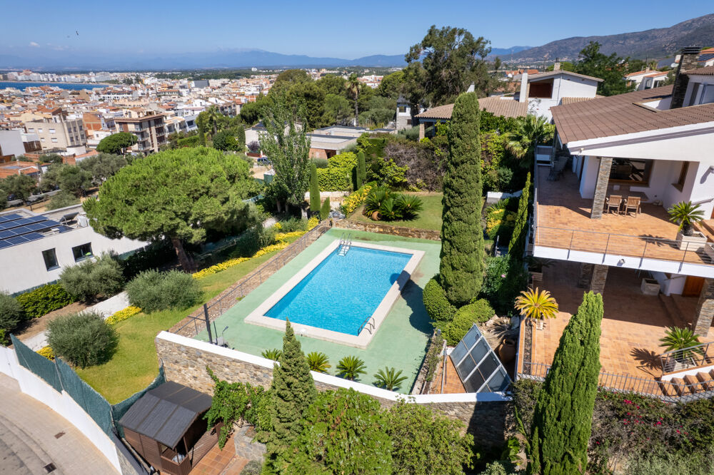 Vente Maison Superbe villa avec vue panoramique sur la mer Roses (Espagne)