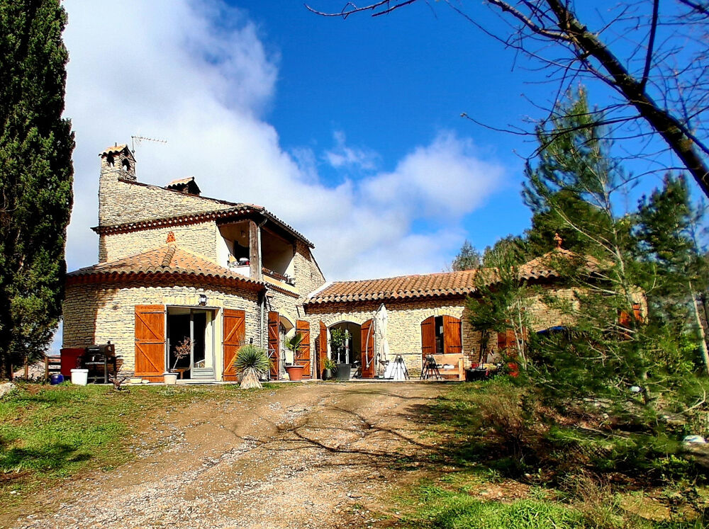 DEPT 13 - Orgon - maison doublée en pierre 4 chambres avec garage sur 4 880 m2