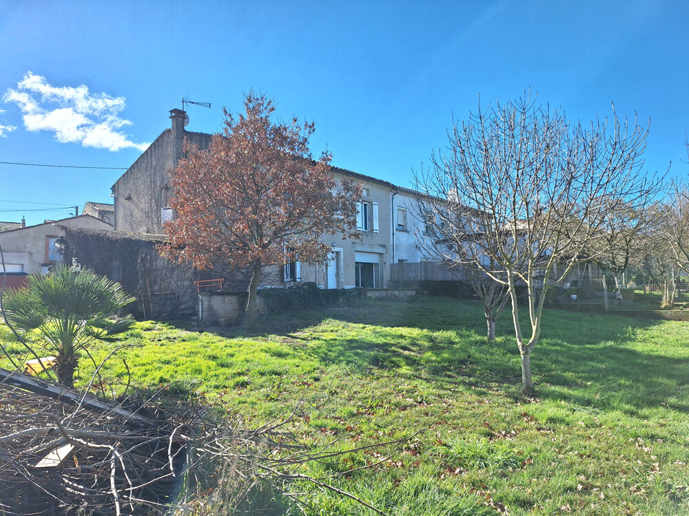 A VENDRE Dpt 81 St Affrique les Montagnes Maison de village avec jardin et garage