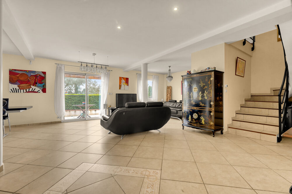 MAISON 120 M2 TERRAIN 455 M2