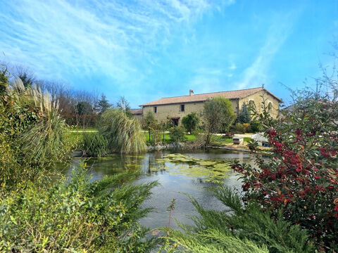   Dpt Dr�me (26) - � vendre � Chabeuil - Propri�t� en pierres avec piscine Propri�t�/ch�teau - 8 pi�ce(s) - 590 m�