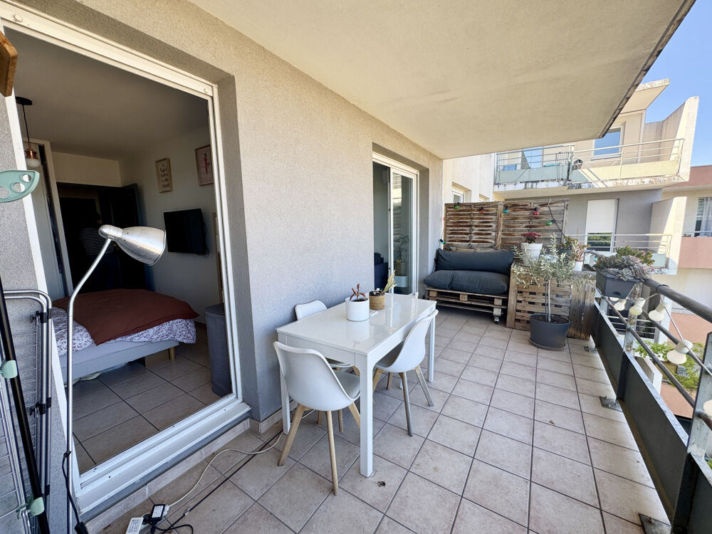 Location Appartement Quartier 7 collines, Appartement de 39,77m2 , 1 chambre, climatisation, parking privatif et terrasse de 13 m2 Nimes