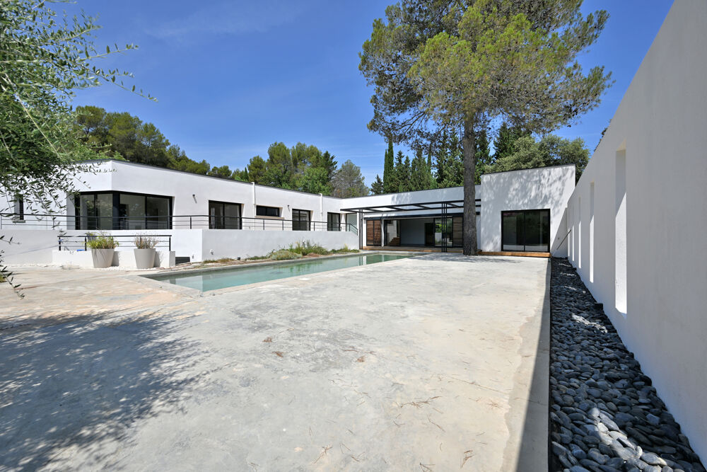 Dépt Hérault (34), à vendre Saint Clément de Rivière Villa de 295m2 - Garage - Piscine - Parcelle de 1516m2 -