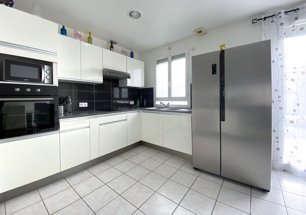 DEPT-30-A VENDRE-BEAUCAIRE Villa de type 4 de 75m2 quartier Garrigues Planes